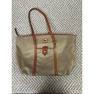 Dooney & Bourke Tote Handbag